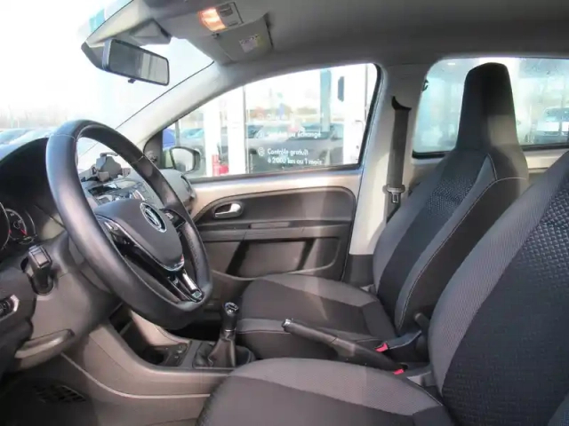 Volkswagen Up 1.0 65 bluemotion technology bvm5 — photo 9
