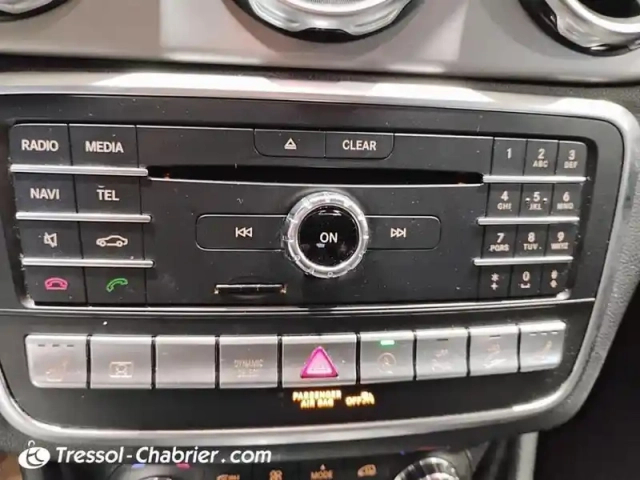 Mercedes Gla classe  220 d 4-matic fascination 7-g dct a — photo 13
