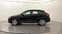 Audi Q3 35 TFSI 150ch Mild Hybrid Design S tronic 7 — photo 7