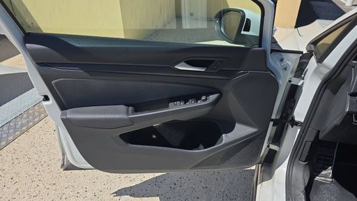 Volkswagen Golf 1.5 eTSI OPF 150 DSG7 - R-Line – 2021 – 89479 km – Hybride essence – Boîte Automatique — photo 24