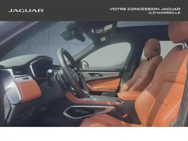 Jaguar F-Pace p400e plug-in-hybrid r-dynamic se bva8 awd — photo 11