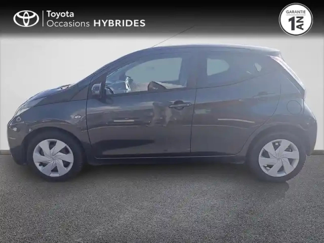 Toyota Aygo 1.0 vvt-i 69ch x-play x-shift 5p — photo 3