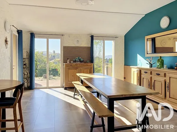 Maison 8 pièces 187 m²