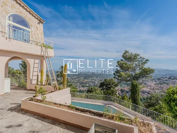 Maison de luxe 6 pièces 221 m²