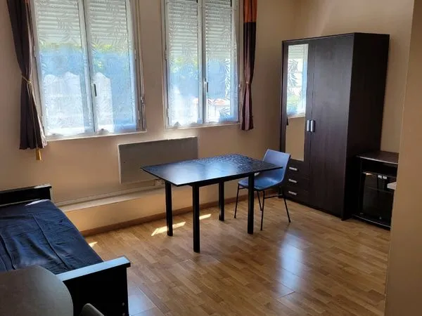 Location studio meublé