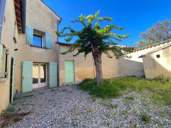 SAINT-SATURNIN-LES-AVIGNON - MAISON T5 116.44M² AVEC JARDIN