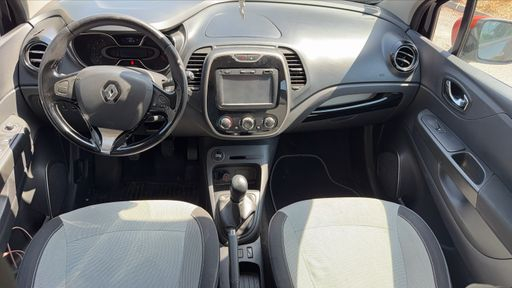 Renault Captur 1.5 dCi 90 - Intens – 2016 – 147565 km – Diesel – Boîte Manuelle — photo 19
