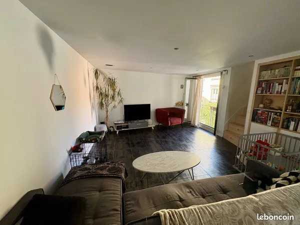 Duplex T4 de 86 m² avec terrasse, dernier étage, garage et cave - Clermont-Ferrand / Saint-Alyre
