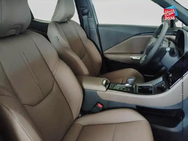 Lexus Lbx 1.5 136ch elegant 2wd — photo 5