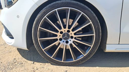 Mercedes Classe CLA Shooting Brake 220 d 7G-DCT - Fascination Amg – 2018 – 134150 km – Diesel – Boîte Automatique — photo 16