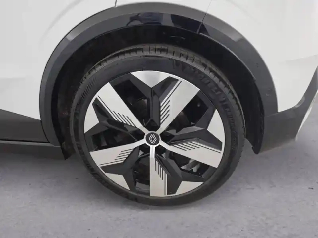 Renault Megane e-tech ev60 220 ch super charge — photo 36