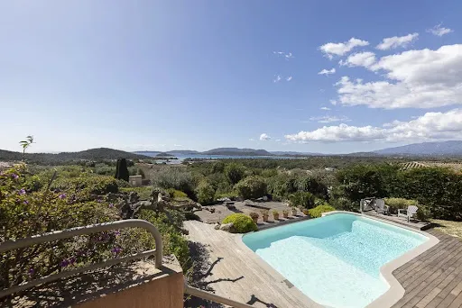 Villa 5 pièces 150 m²
