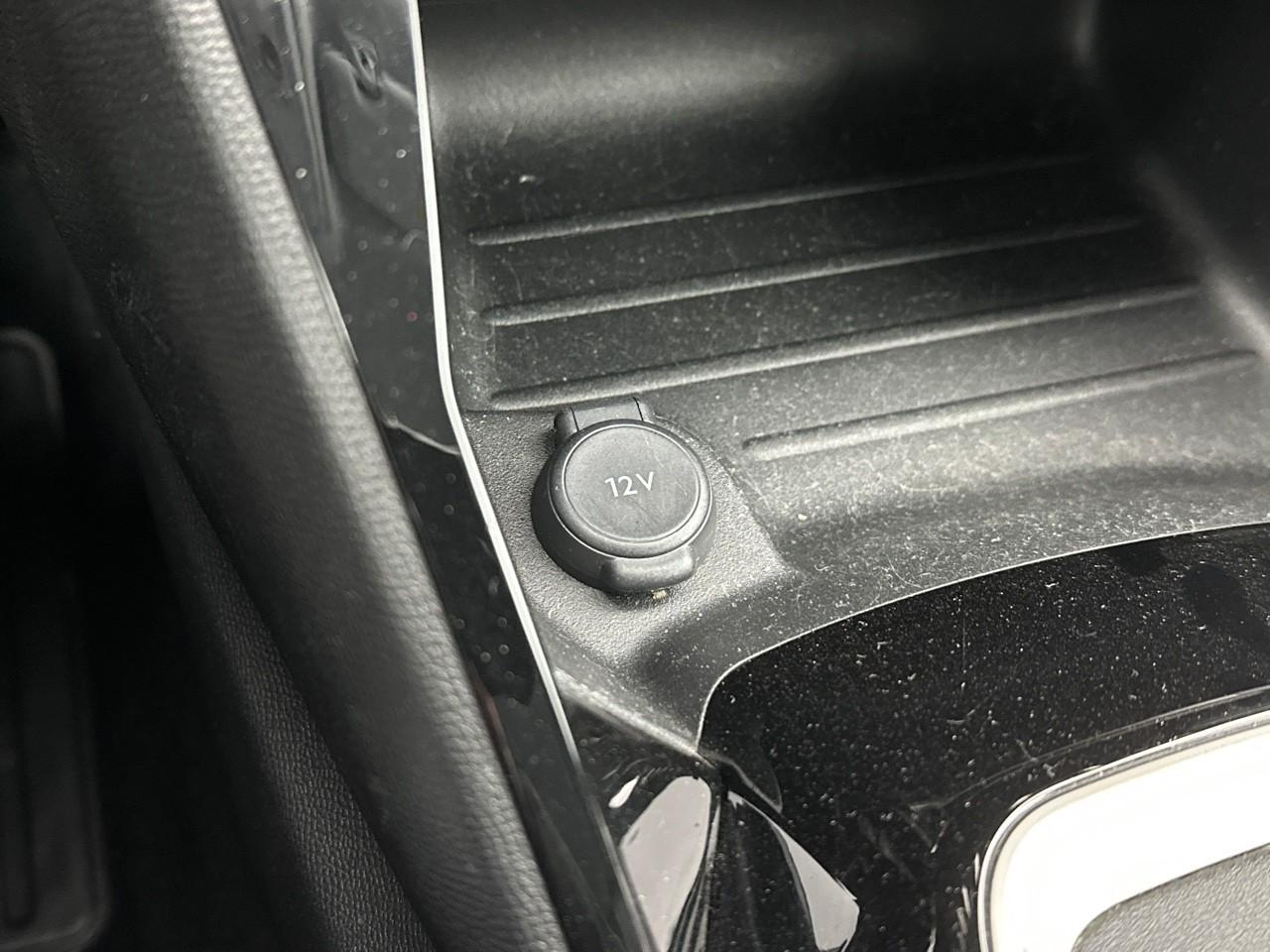 Peugeot 2008 puretech 100 s&s bvm6 allure — photo 31
