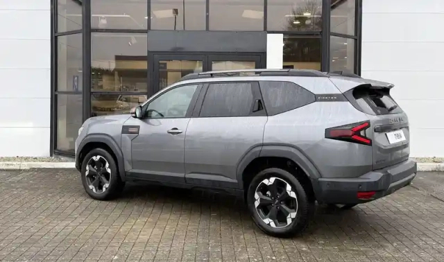 Dacia Bigster mild hybrid 130 4x4 — photo 13