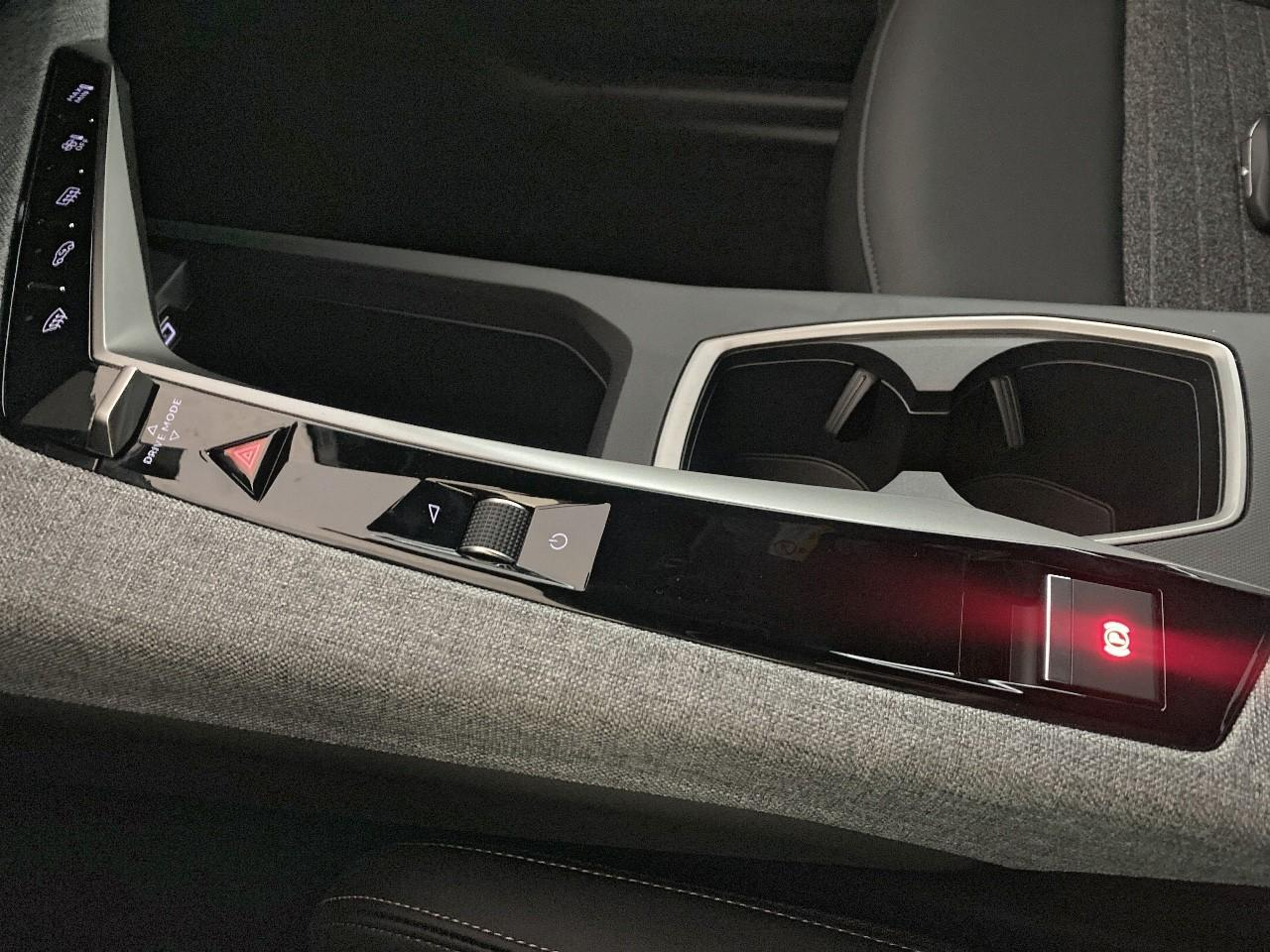Peugeot 3008 hybrid 145 e-dcs6 allure — photo 14