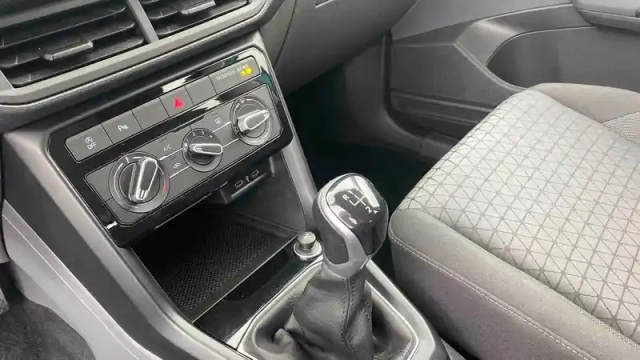 Volkswagen T-Cross 1.0 tsi 95 start/stop bvm5 — photo 18