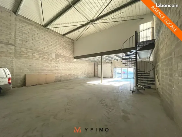 LOCAL D'ACTIVITE 290 m² MANTES LA VILLE