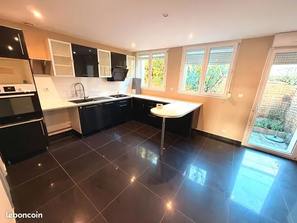 Maison 5 pièces 120 m²