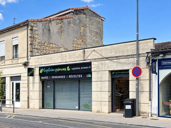 Local 348 m²