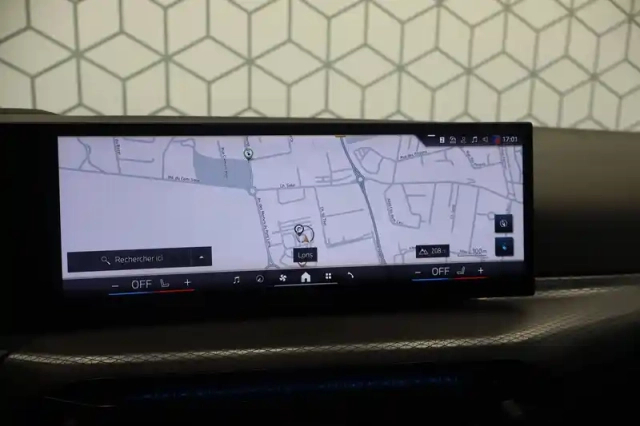 Bmw I4 edrive40 — photo 13