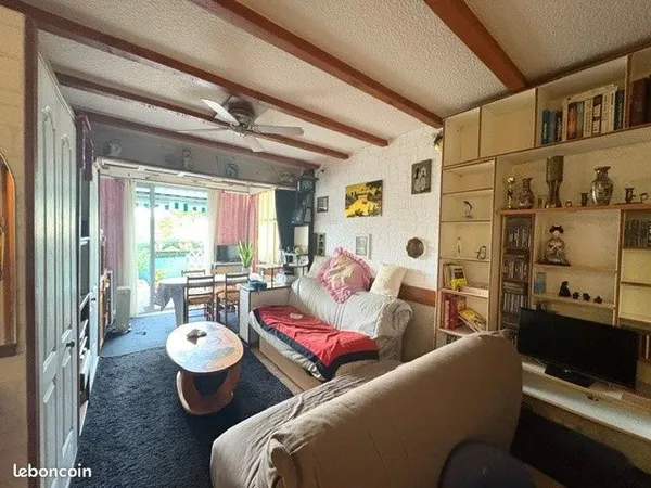 Studio 1 pièce 22 m²