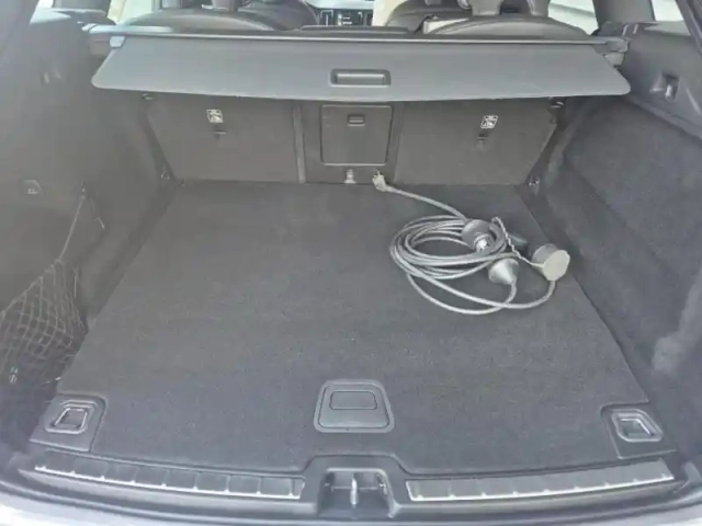 Volvo Xc60 t6 awd 253 + 87ch r-design geartronic — photo 12
