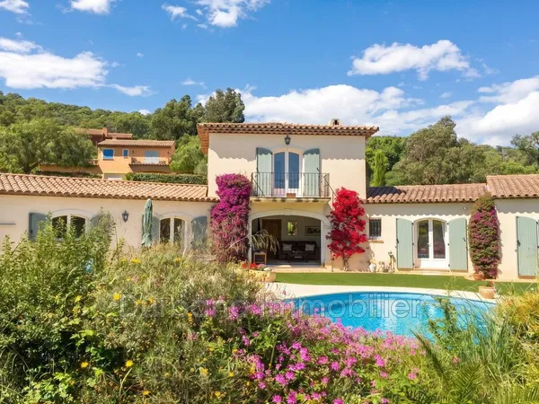 Maison et villa de prestige Vente Le Plan-de-la-Tour 995000€
