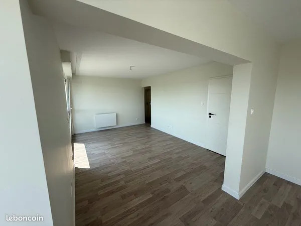 Appartement F5 de 90 m² entièrement rénové