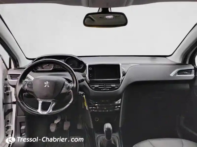 Peugeot 2008 bluehdi 100ch s&amp;s bvm5 allure — photo 6