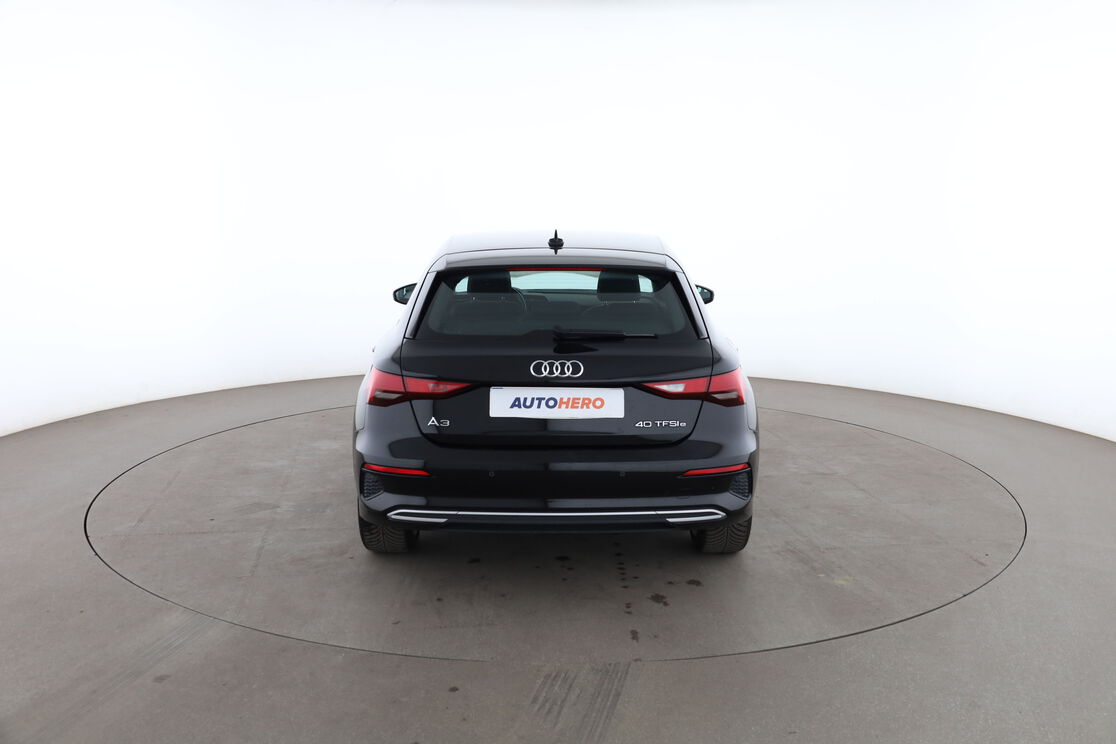 Audi A3 Sportback 40 TFSIe S Tronic — photo 4