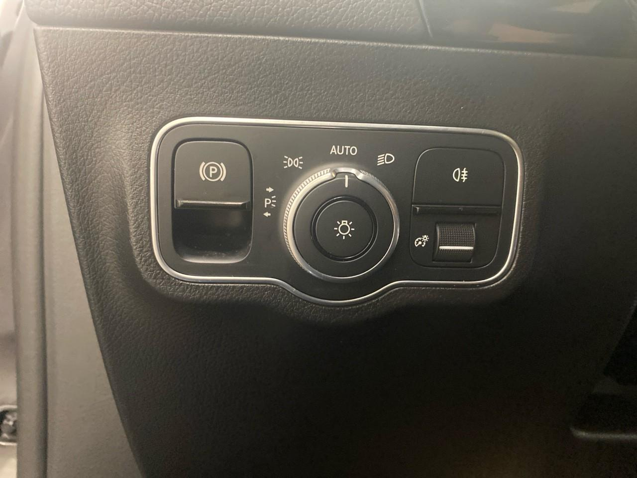 Mercedes Gla 200 d 8g-dct amg line — photo 23