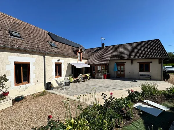 Maison Genouilly 7 pièce(s) 172 m2