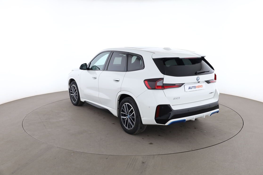 BMW iX1 xDrive30 M Sport BVA — photo 3