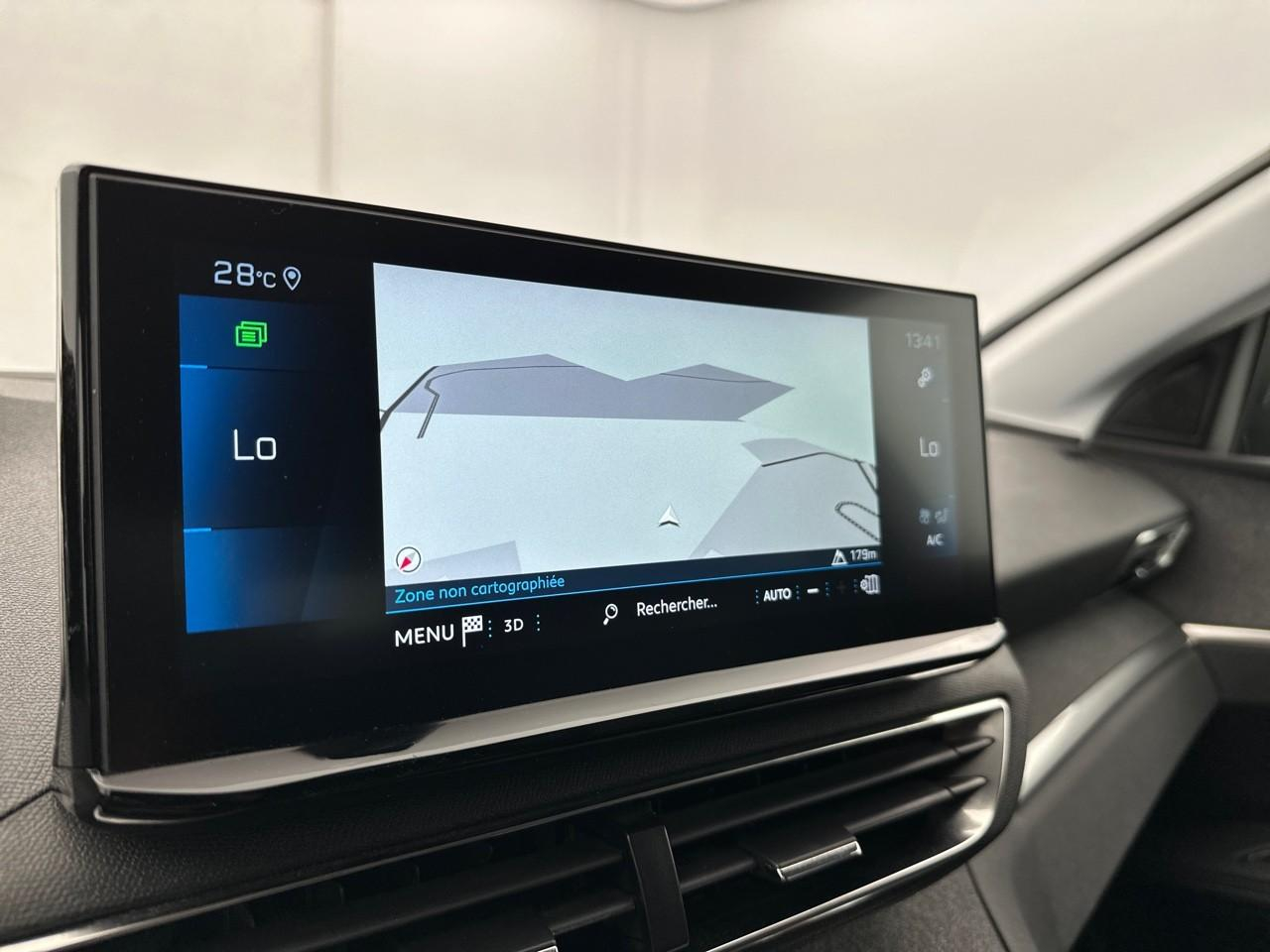 Peugeot 3008 puretech 130ch s&s eat8 allure pack — photo 10