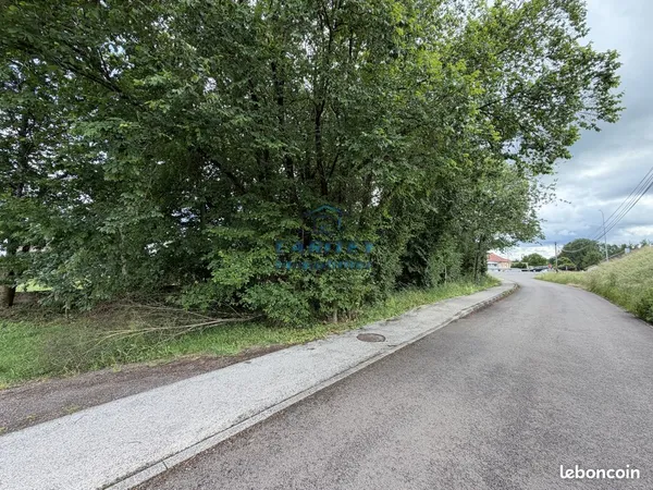 Terrain 708 m² Roye