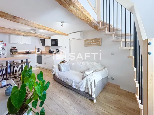 DUPLEX RÉNOVÉ AVEC CHARME - CŒUR DE LORGUES