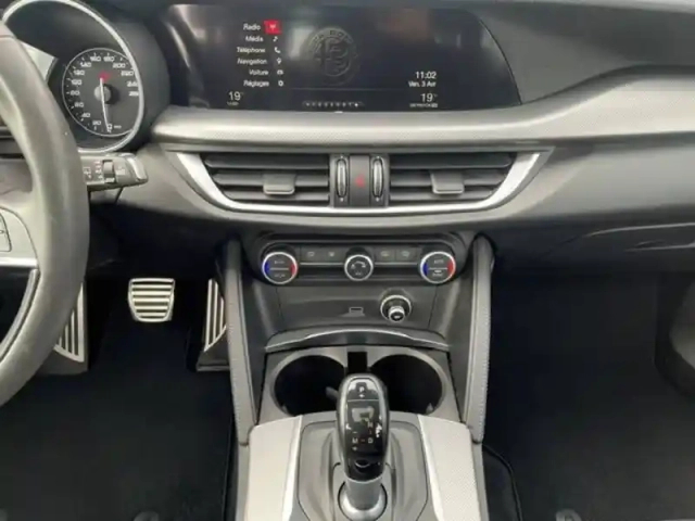 Alfa Romeo Stelvio 2.2 180 ch at8 — photo 17