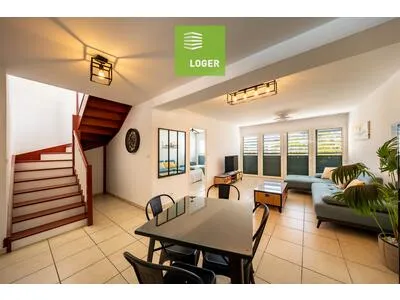 Saint-Leu Centre - Duplex T3 meublé avec rooftop, à deux pas de la plage