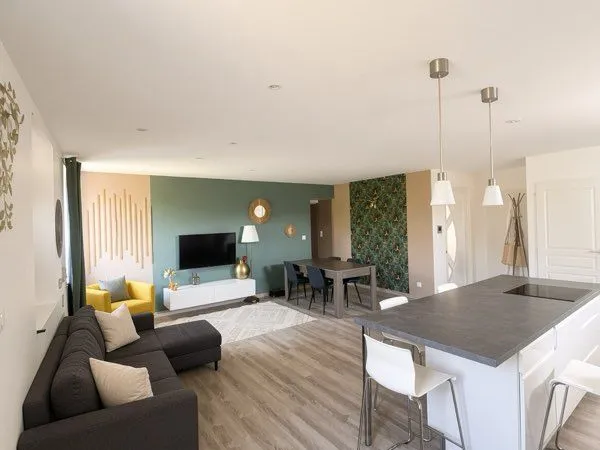 Appartement+jardin et garage LORETTE
