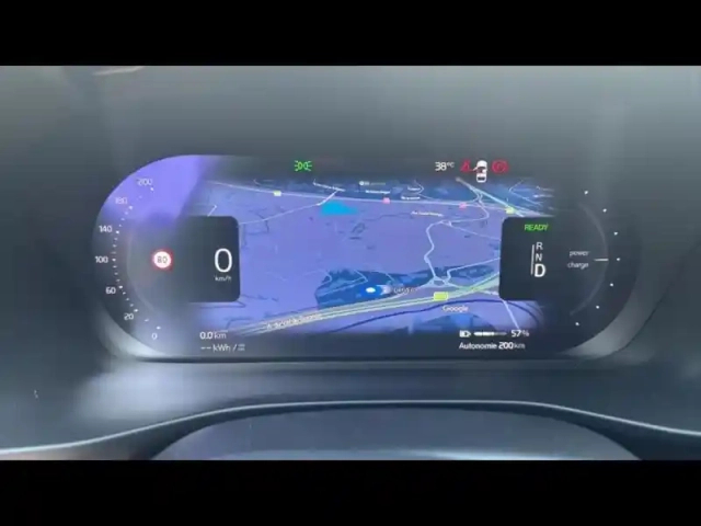 Volvo C40 recharge 231ch start — photo 15
