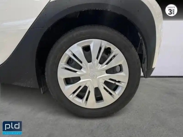Toyota Aygo x 1.0 vvt-i 72ch dynamic my24 — photo 2