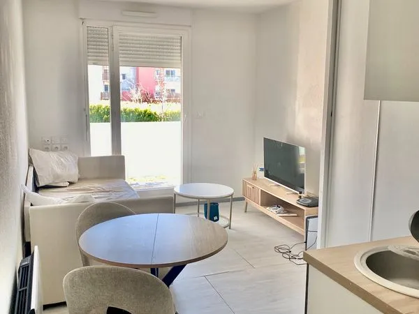 Studio 18 m² avec stationnement