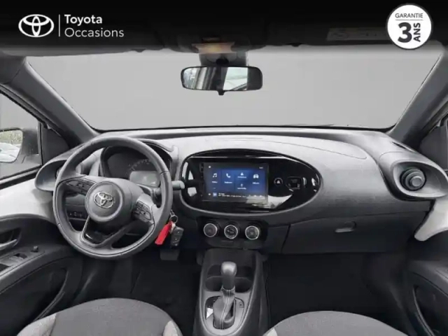 Toyota Aygo x 1.0 vvt-i 72ch dynamic s-cvt my24 — photo 23