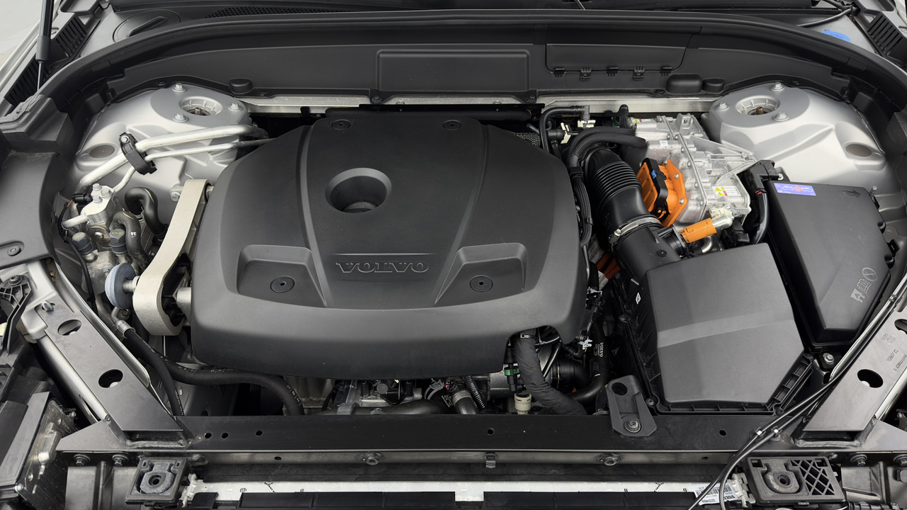 Volvo XC60 T6 Recharge AWD 253 ch + 145 ch Geartronic 8 — photo 34