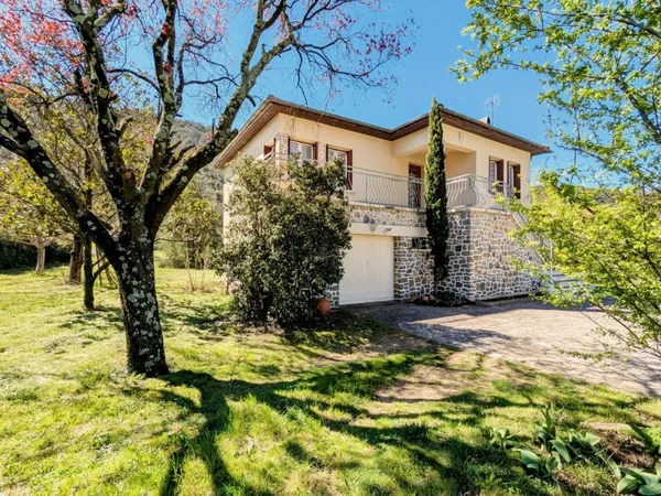 BELLE PROPRIÉTÉ AU COEUR DU HAUT-LANGUEDOC GRAND TERRAIN PL