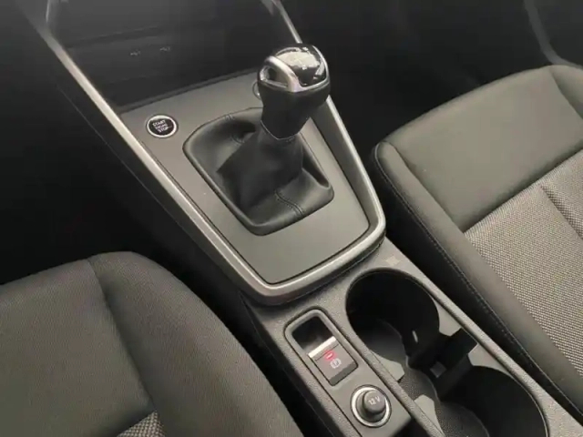 Audi A3 sportback 35 tfsi 150ch business line — photo 13
