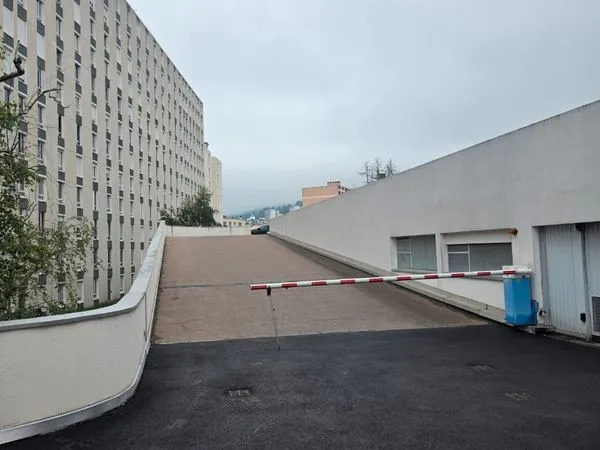Place parking, secteur bellevue