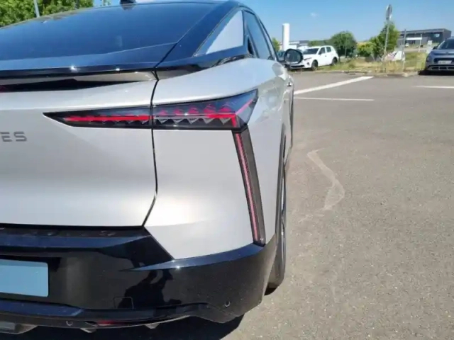 Ds N8 n°8 245 ch fwd long range — photo 8