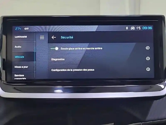 Peugeot 208 hybrid 110 e-dcs6 — photo 48