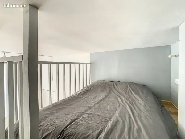Studio 1 pièce 16 m²